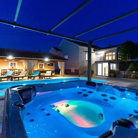 3 Bedroom Stunning In Pridraga
